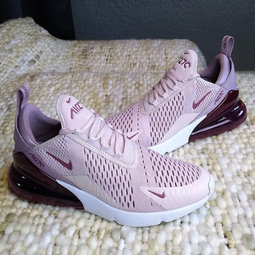Nike Air Max 270 Barely Rose Pink Sz 11 Like New!